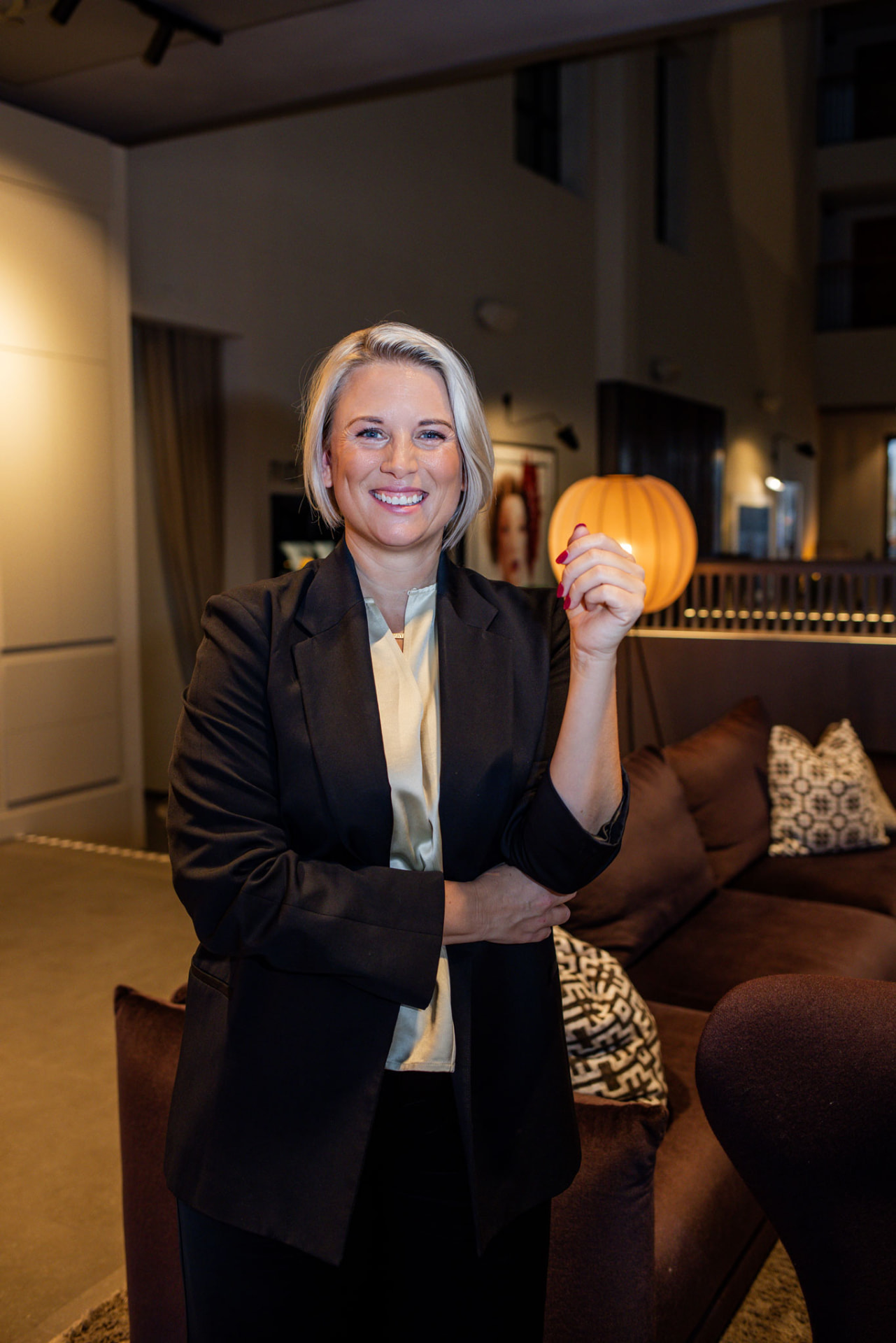 Amanda Randau i ett varmt rum